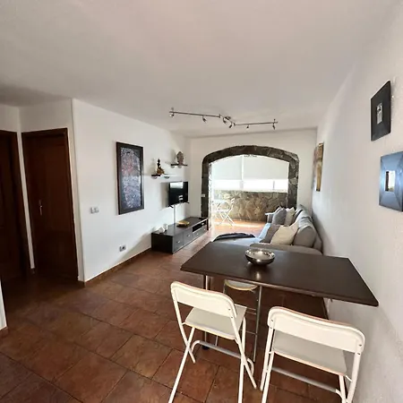 Apto Boca Cangrejo Netflix,parking,aire Acondicionado Y Rent Car Apartment