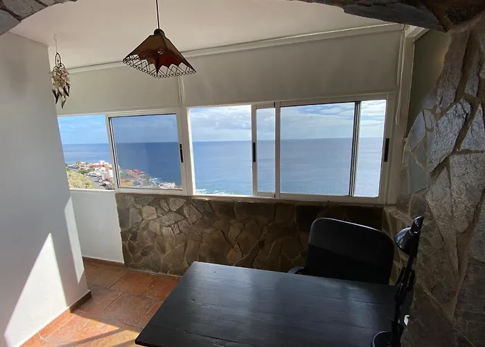 Apto Boca Cangrejo Netflix,parking,aire Acondicionado Y Rent Car Apartament Santa Cruz de Tenerife