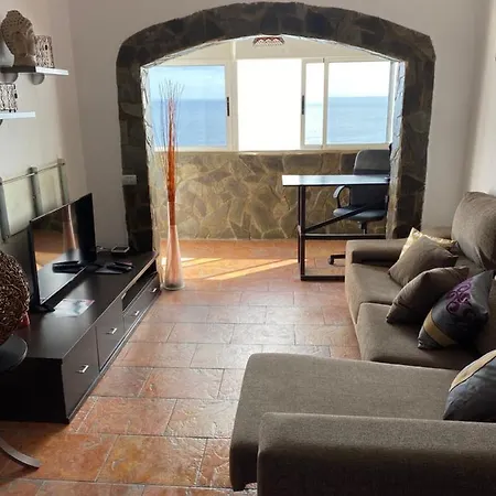 アパート Apto Boca Cangrejo Netflix,parking,aire Acondicionado Y Rent Car サンタクルスデテネリフェ
