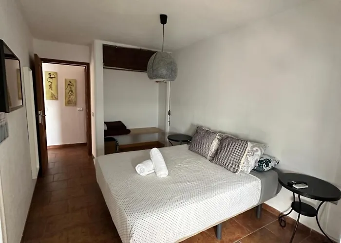 Apto Boca Cangrejo Netflix,parking,aire Acondicionado Y Rent Car